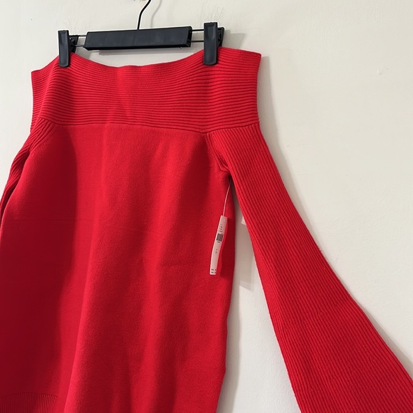 NEW Anthropologie Red Elise Ribbed Off The Shoulder Tunic Sweater Size XS - Picture 5 of 9